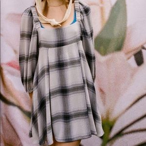 🍦 UO LACHLAN DRESS 🍦